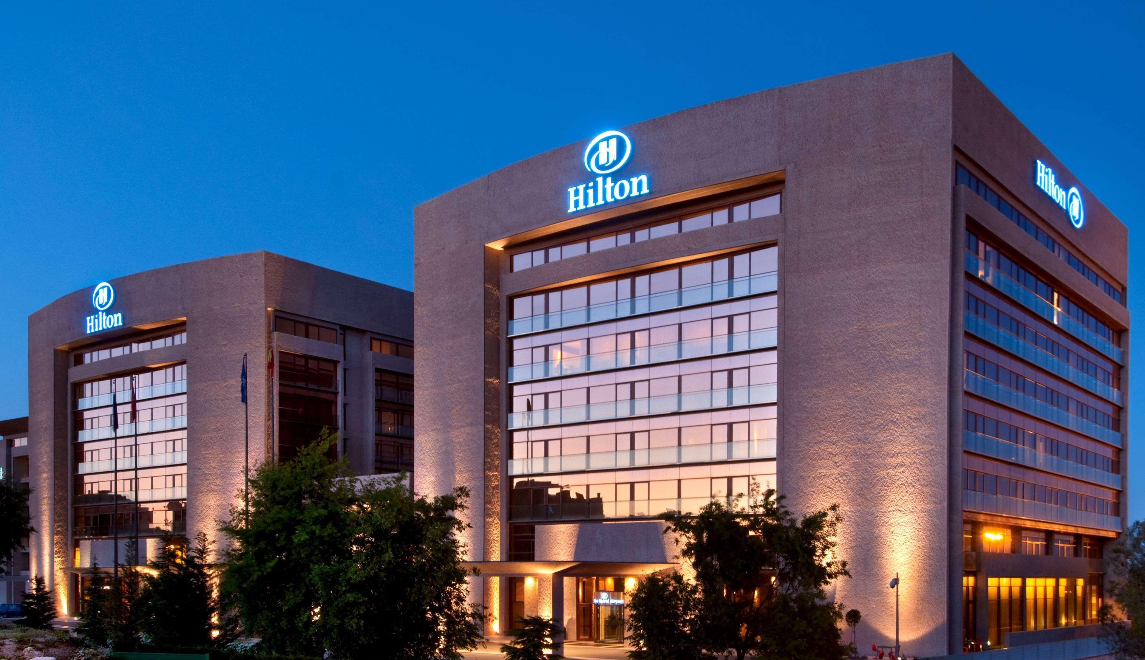 Hilton Madrid Airport Hotel Exterior photo